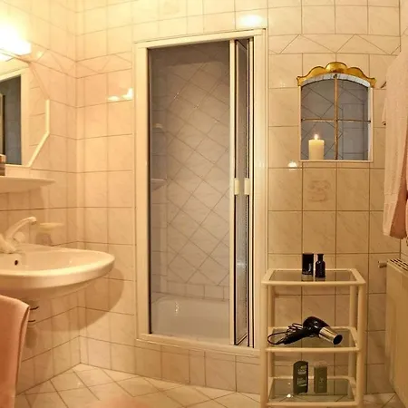 With 2 Bedrooms Ferienhaus